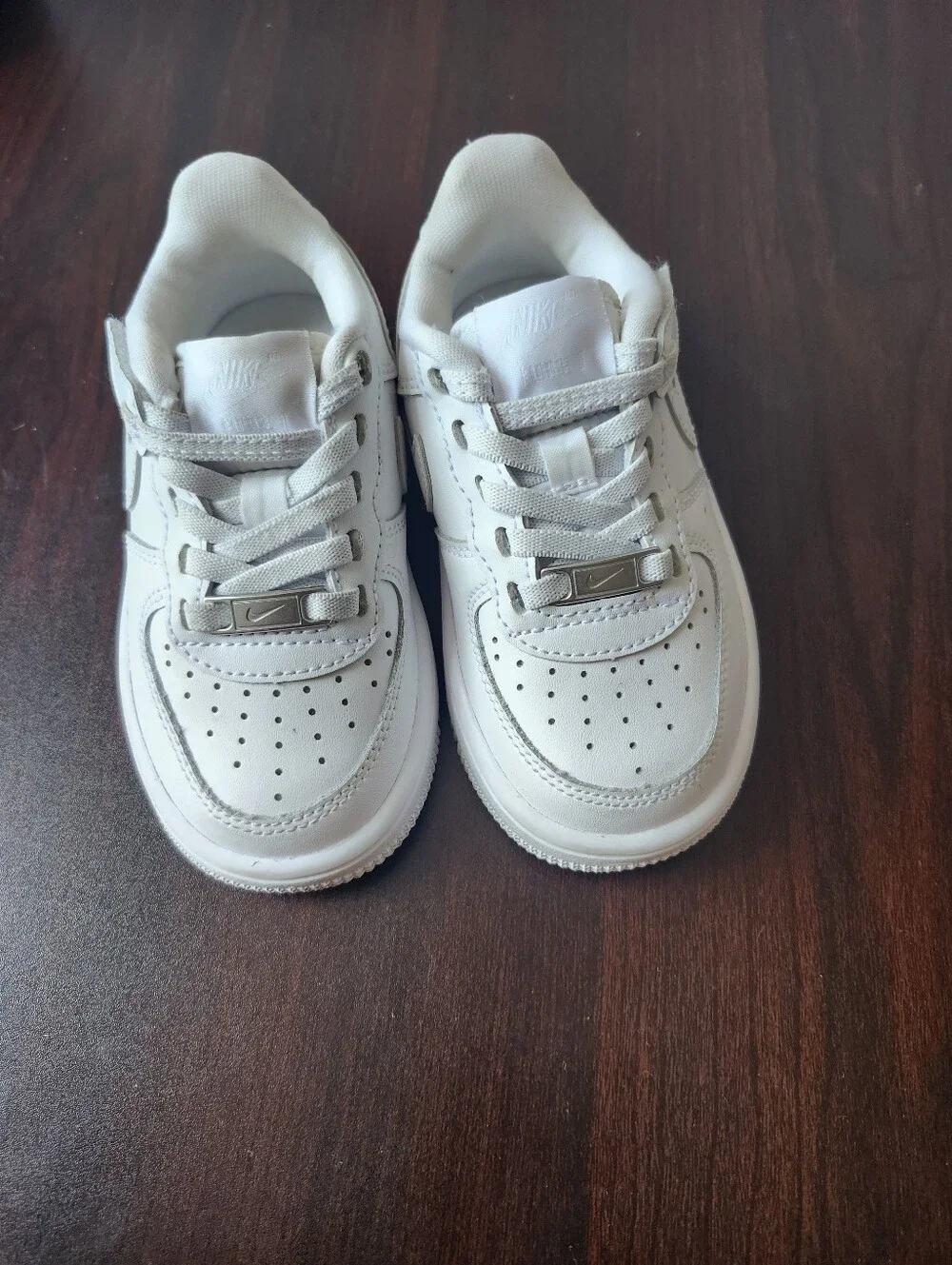 Nike Kids White Low-Top Lace-Up Sneakers